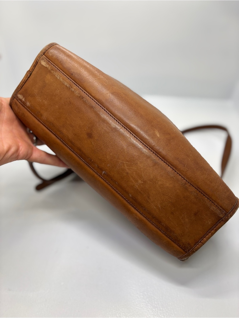 Vintage Coach 701-7336 Brown Leather Crossbody Bag - Picture 8 of 15